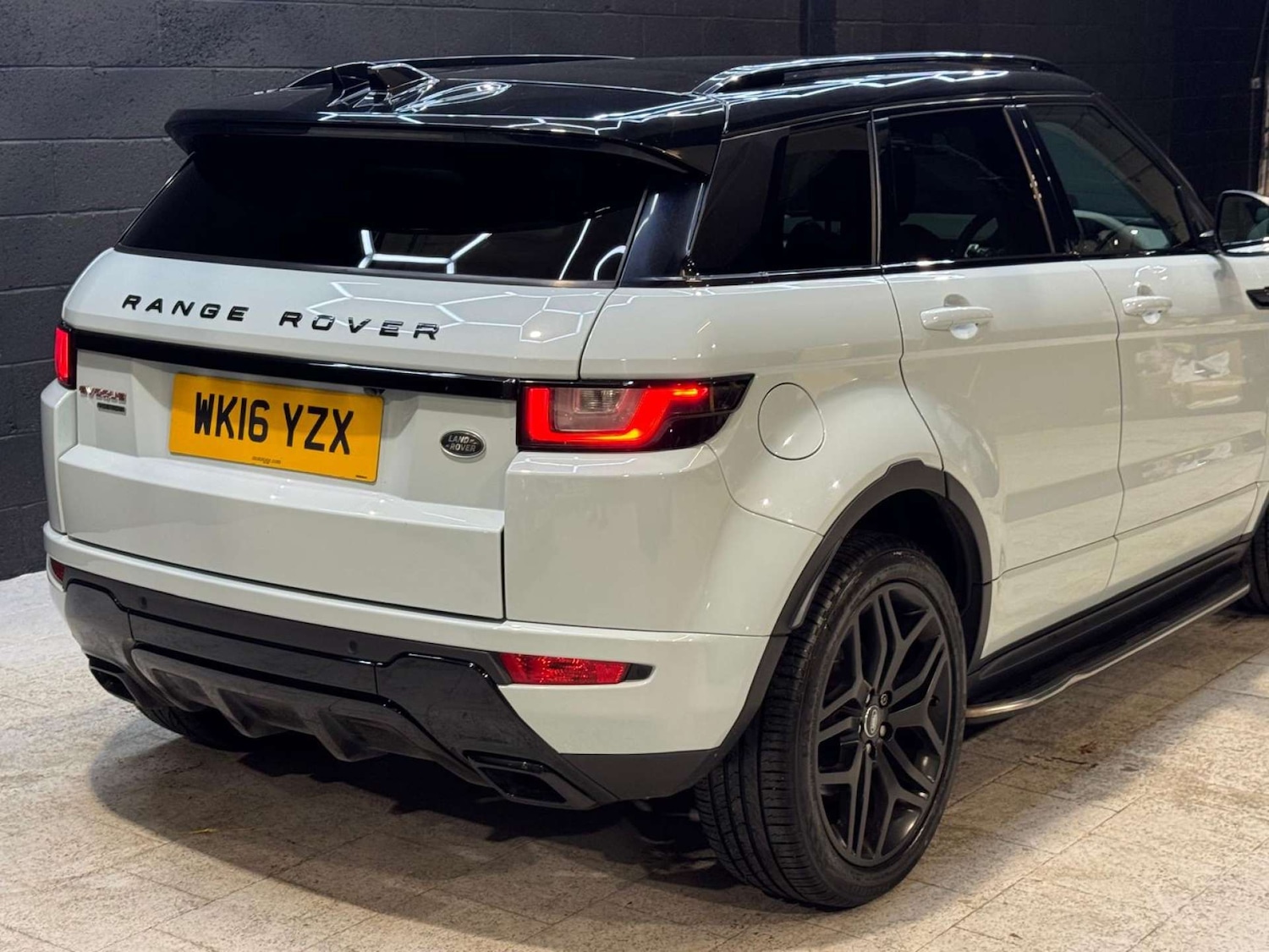 Used Land Rover Range Rover Evoque 2016 for sale - 76505132: Photo 18