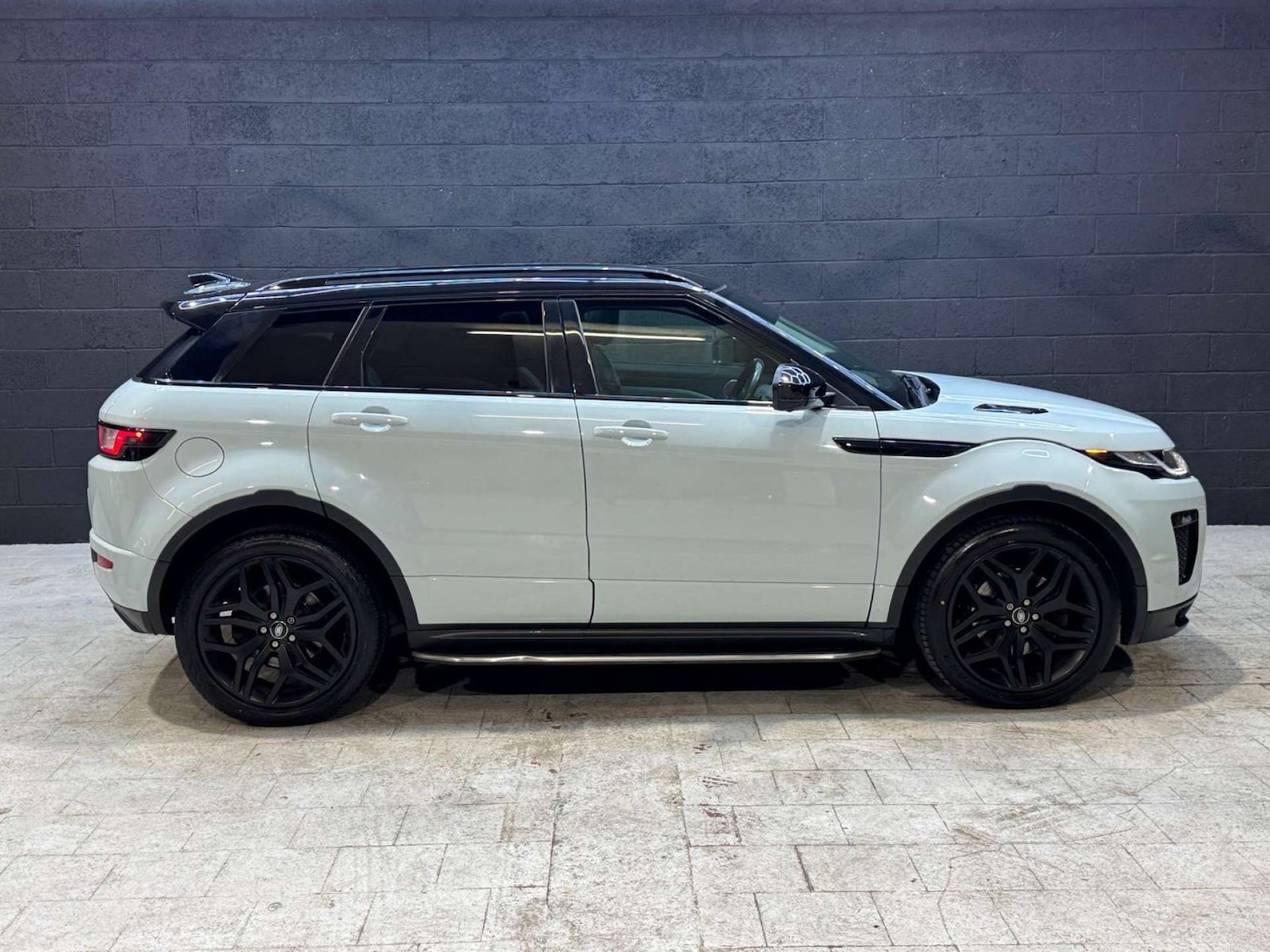 Used Land Rover Range Rover Evoque 2016 for sale - 76505132: Photo 19