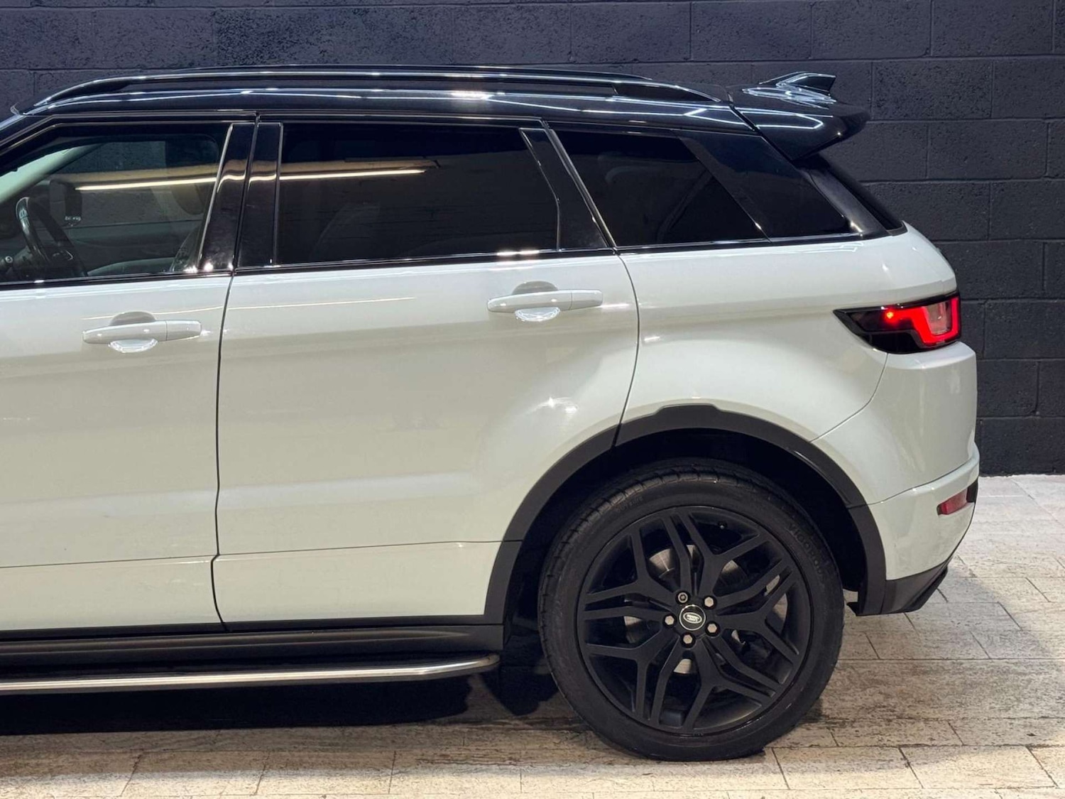 Used Land Rover Range Rover Evoque 2016 for sale - 76505132: Photo 28