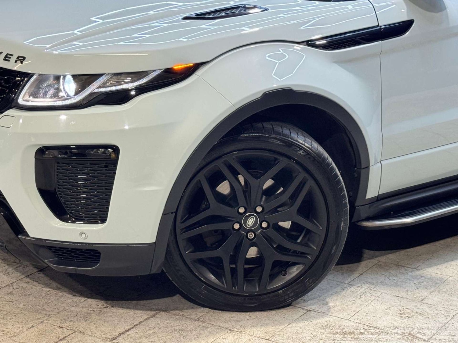 Used Land Rover Range Rover Evoque 2016 for sale - 76505132: Photo 37