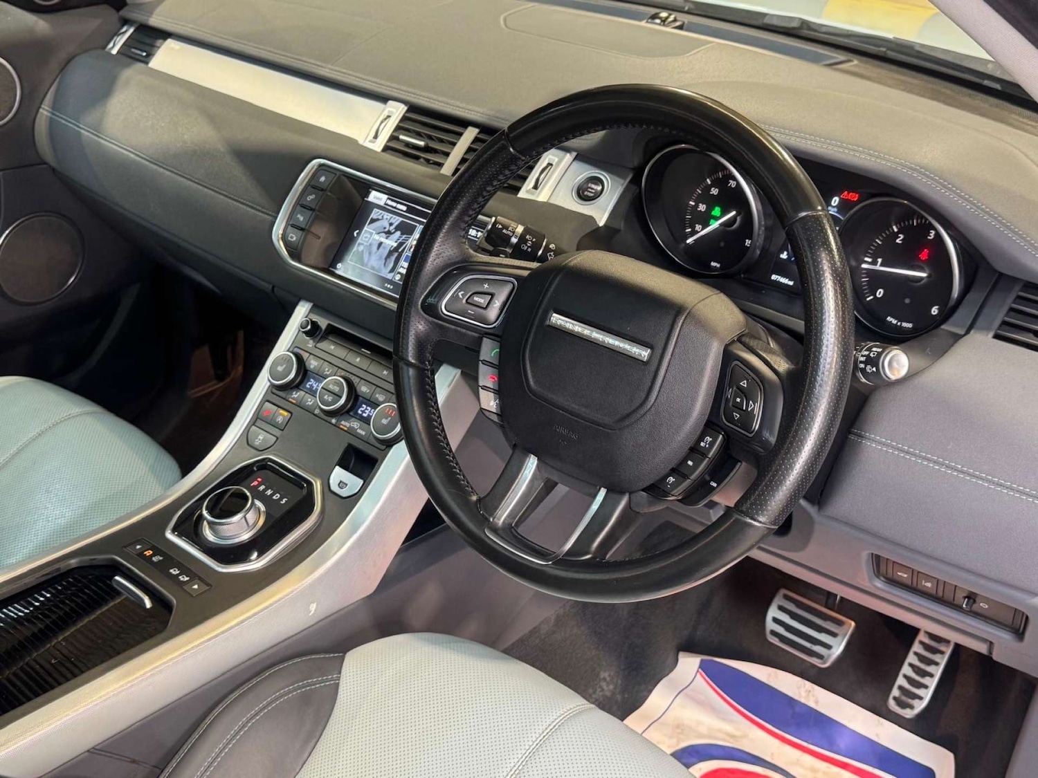 Used Land Rover Range Rover Evoque 2016 for sale - 76505132: Photo 44