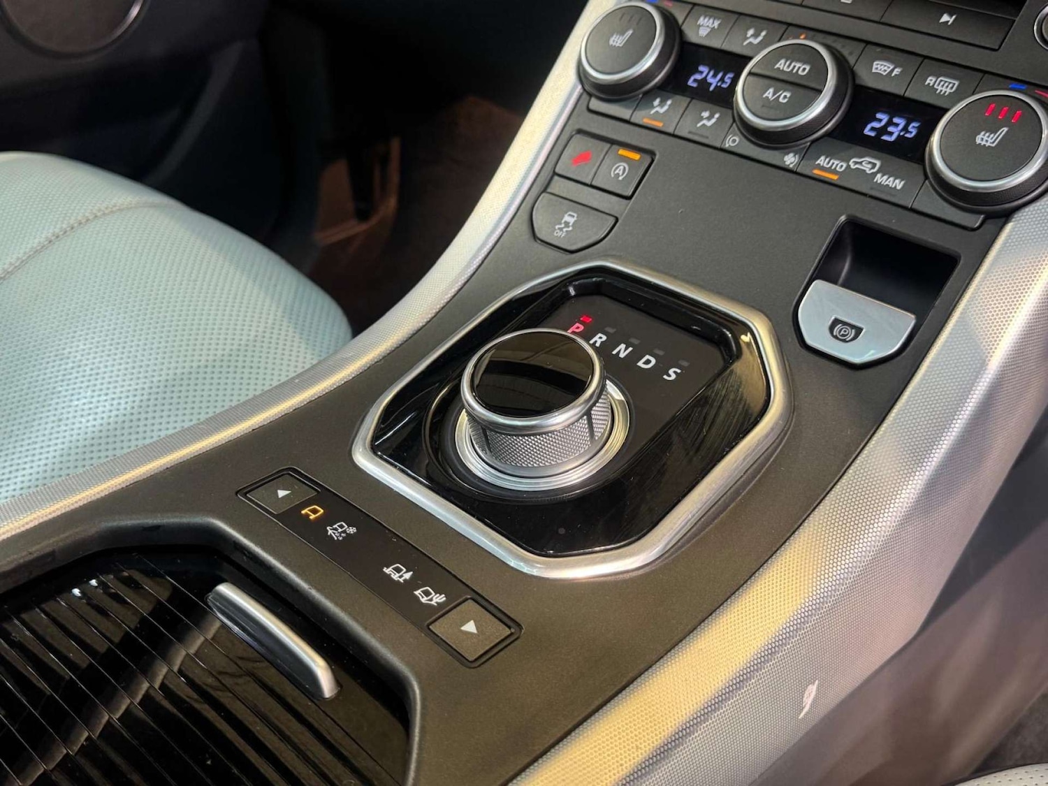 Used Land Rover Range Rover Evoque 2016 for sale - 76505132: Photo 50