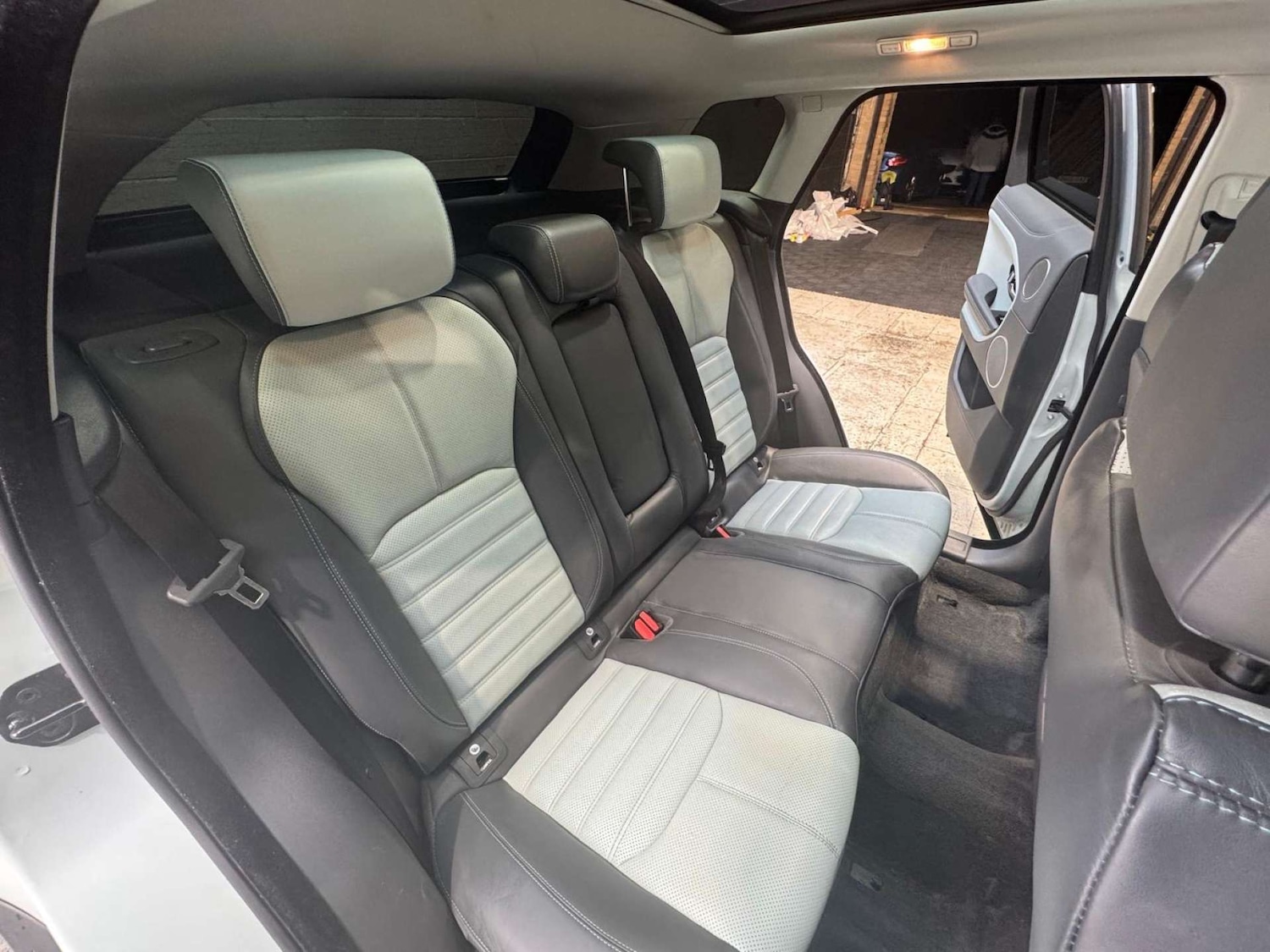 Used Land Rover Range Rover Evoque 2016 for sale - 76505132: Photo 62