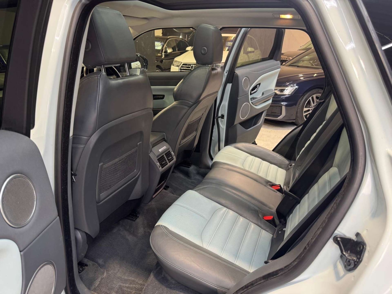 Used Land Rover Range Rover Evoque 2016 for sale - 76505132: Photo 65