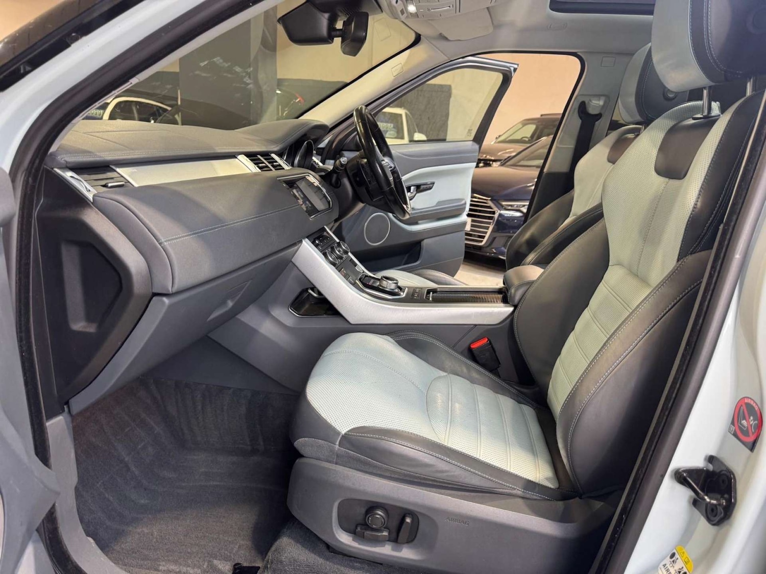 Used Land Rover Range Rover Evoque 2016 for sale - 76505132: Photo 69