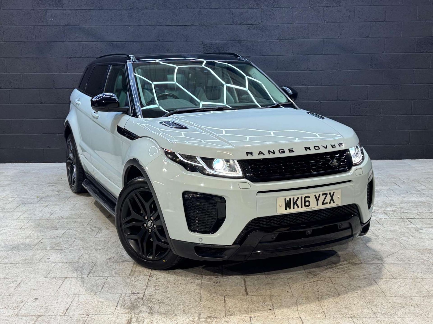 Used Land Rover Range Rover Evoque 2016 for sale - 76505132: Photo 7