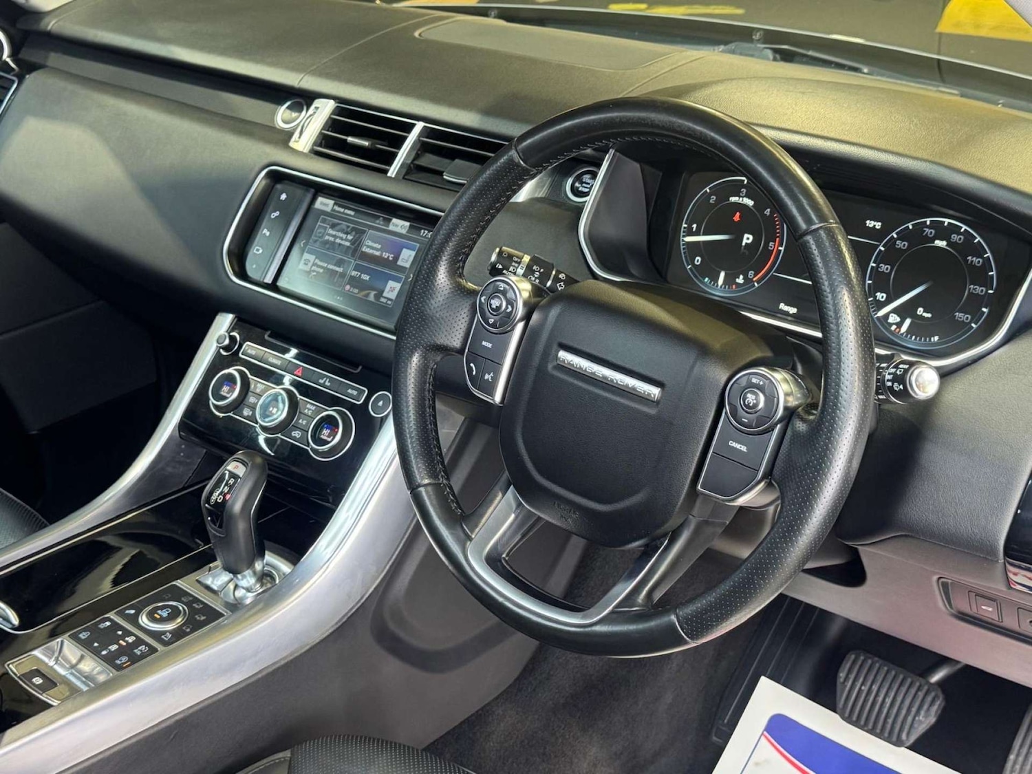 Used Land Rover Range Rover Sport 2017 for sale - 76481430: Photo 12