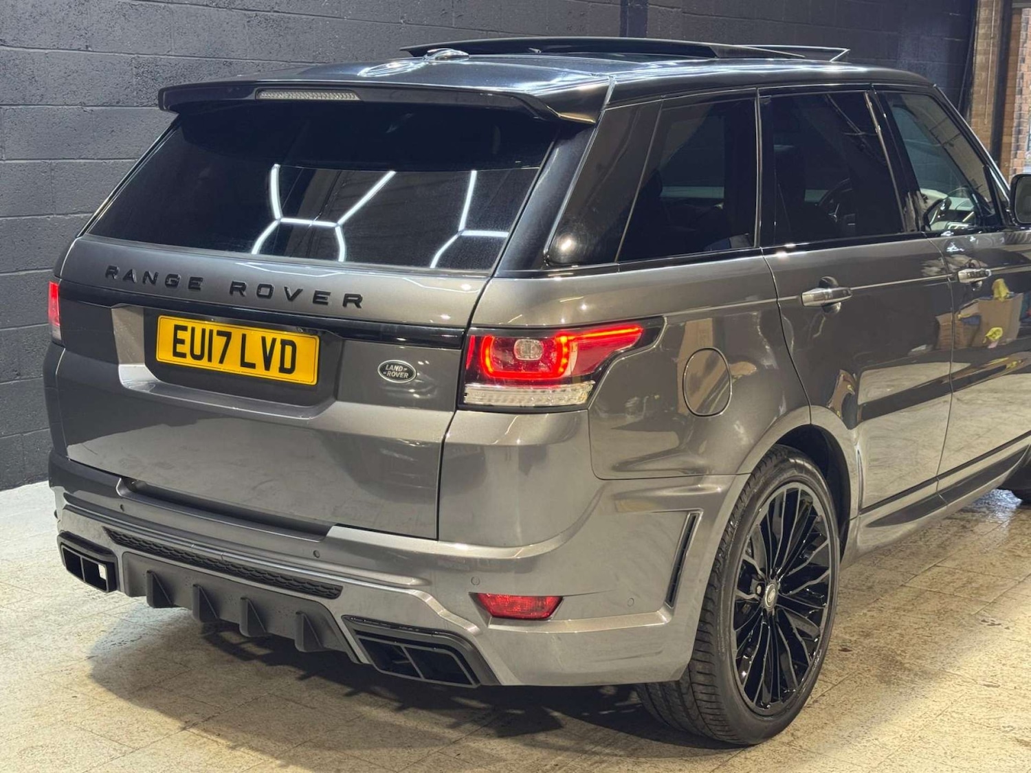 Used Land Rover Range Rover Sport 2017 for sale - 76481430: Photo 23