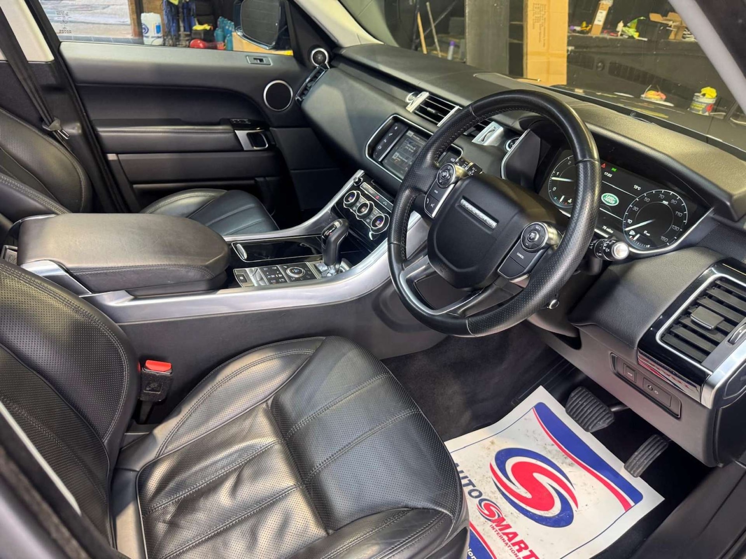 Used Land Rover Range Rover Sport 2017 for sale - 76481430: Photo 3