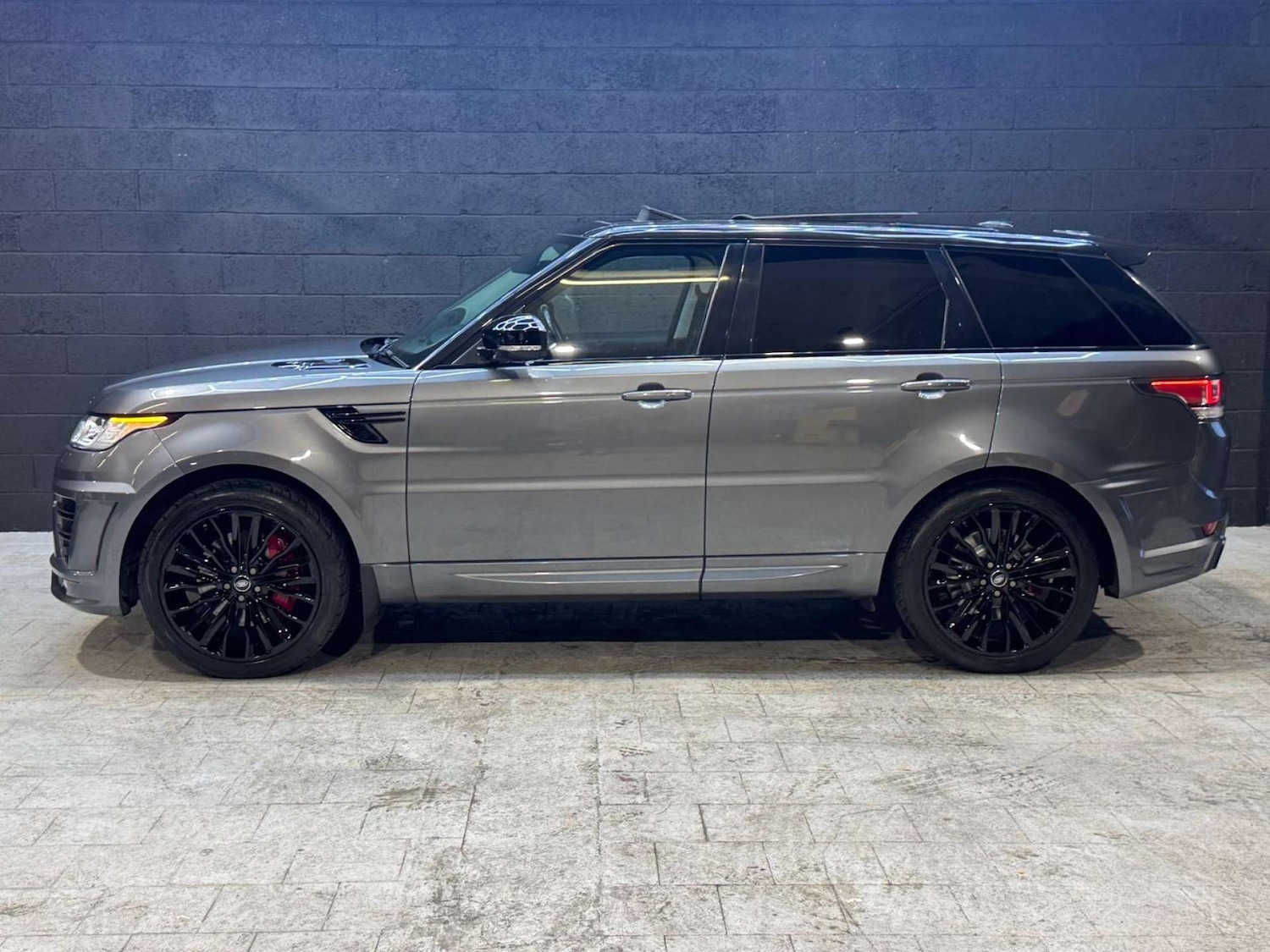 Used Land Rover Range Rover Sport 2017 for sale - 76481430: Photo 31