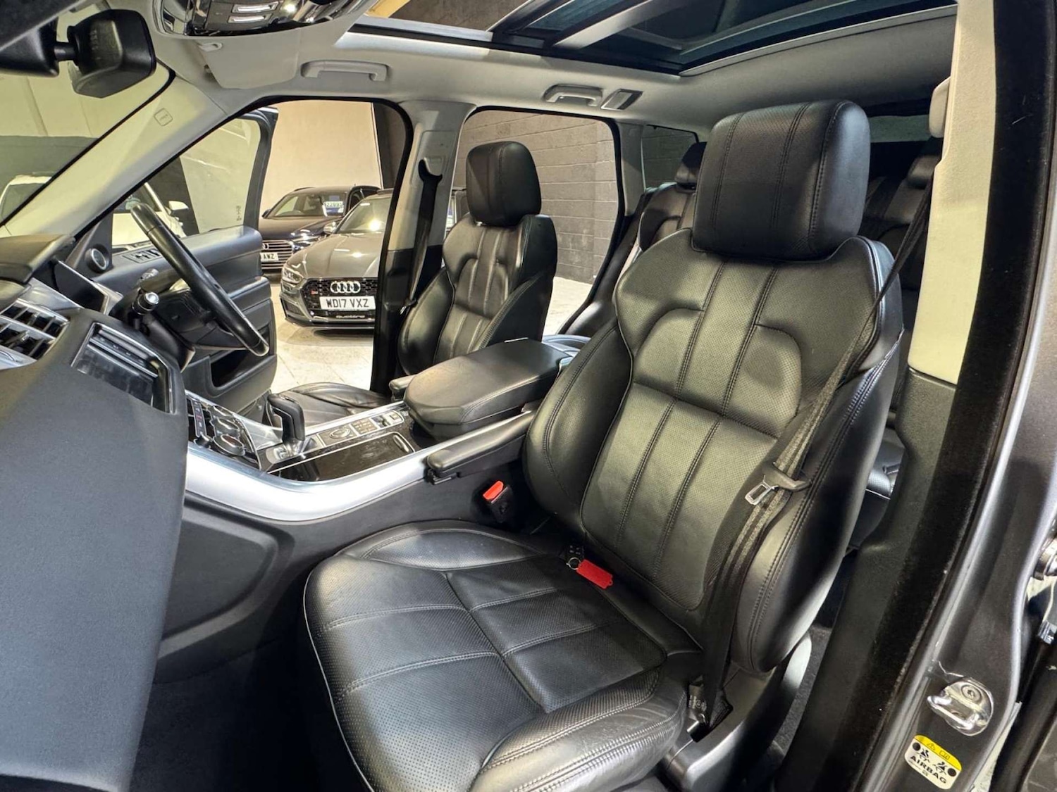 Used Land Rover Range Rover Sport 2017 for sale - 76481430: Photo 48