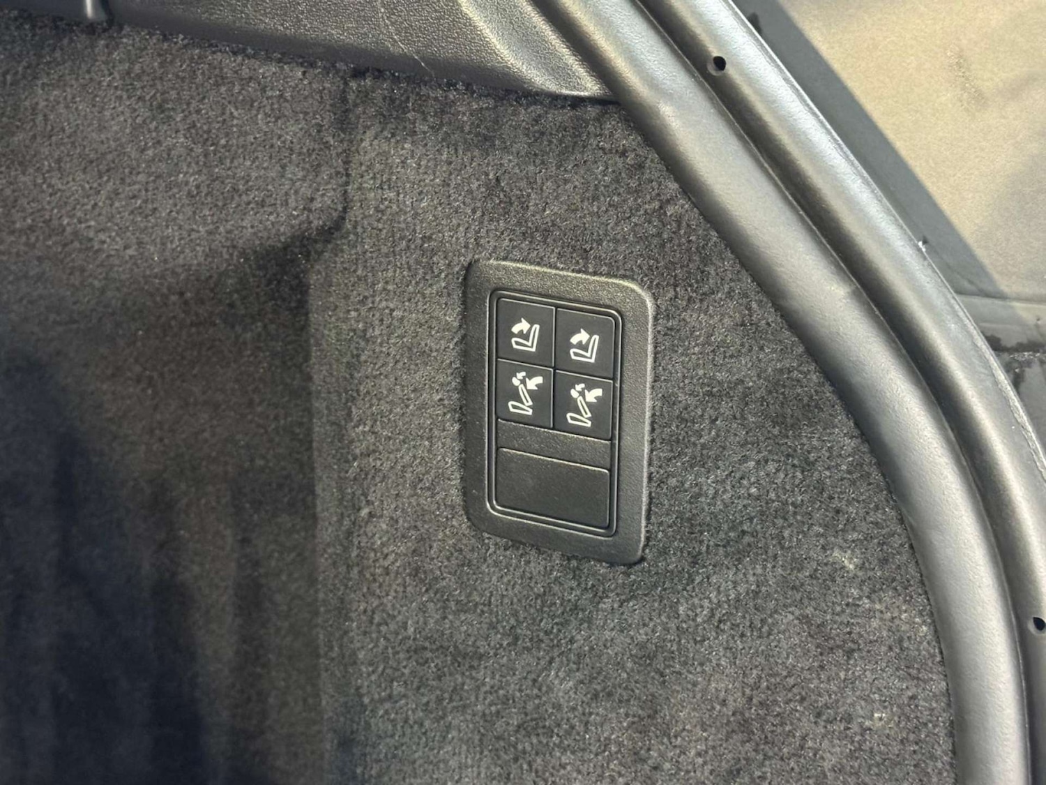 Used Land Rover Range Rover Sport 2017 for sale - 76481430: Photo 54