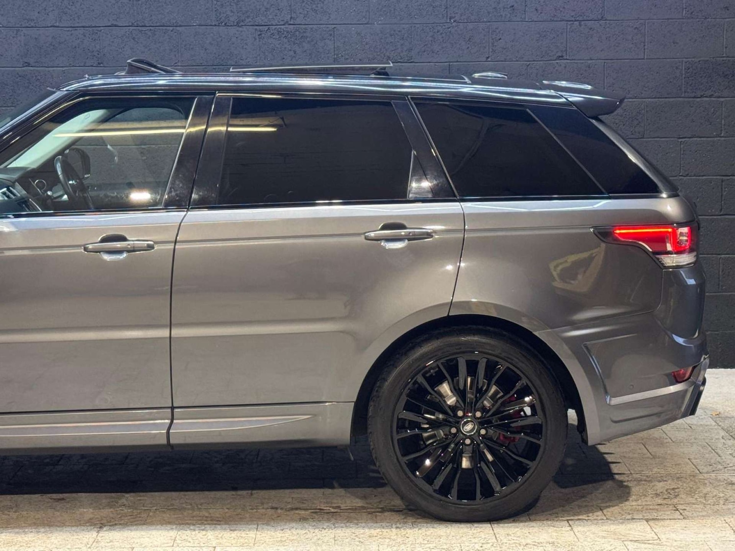 Used Land Rover Range Rover Sport 2017 for sale - 76481430: Photo 56