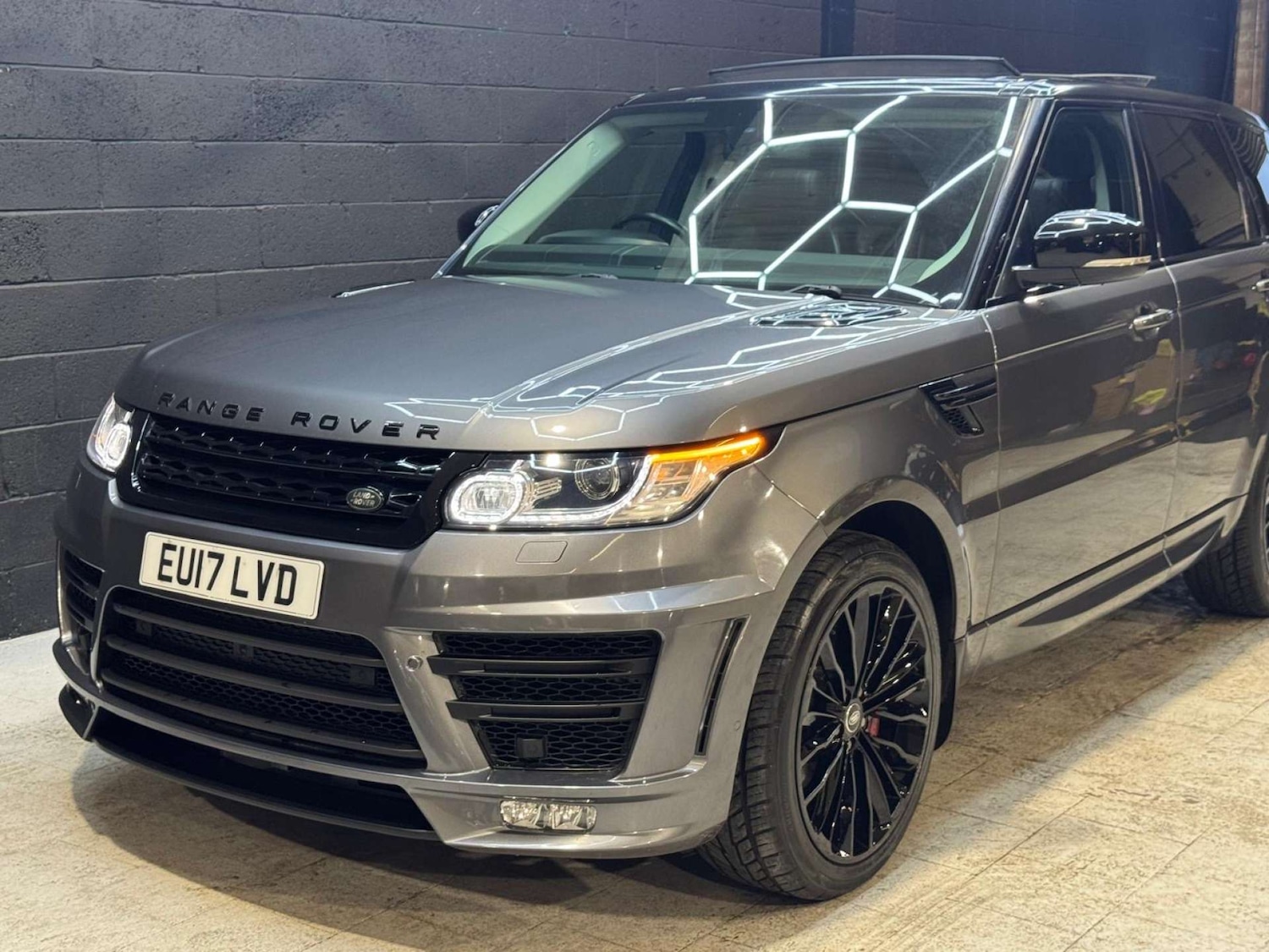 Used Land Rover Range Rover Sport 2017 for sale - 76481430: Photo 61