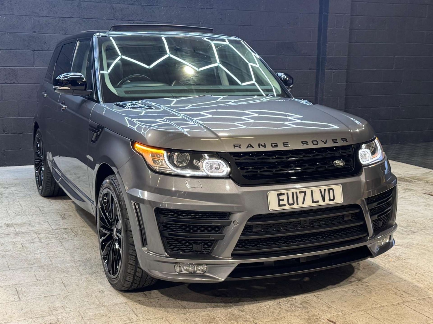 Used Land Rover Range Rover Sport 2017 for sale - 76481430: Photo 68