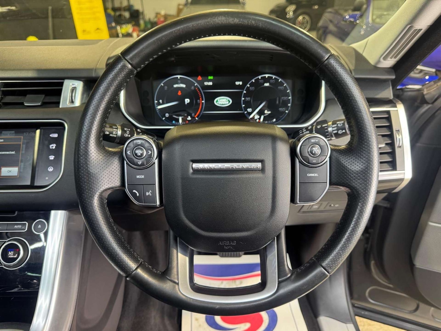 Used Land Rover Range Rover Sport 2017 for sale - 76481430: Photo 71