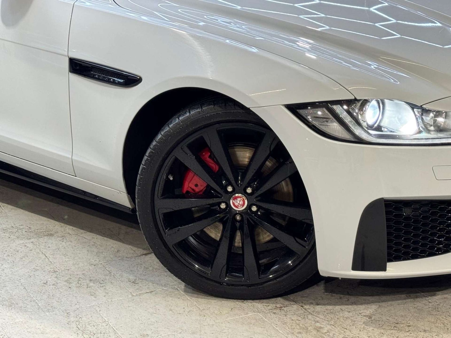 Used Jaguar XF 2016 for sale - 77022592: Photo 13