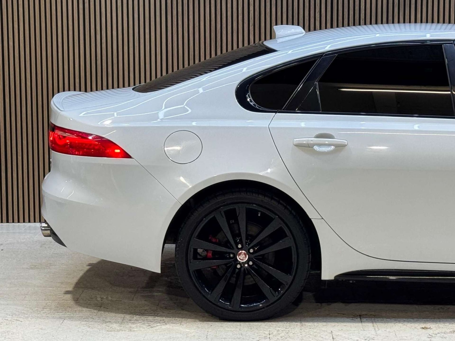 Used Jaguar XF 2016 for sale - 77022592: Photo 15