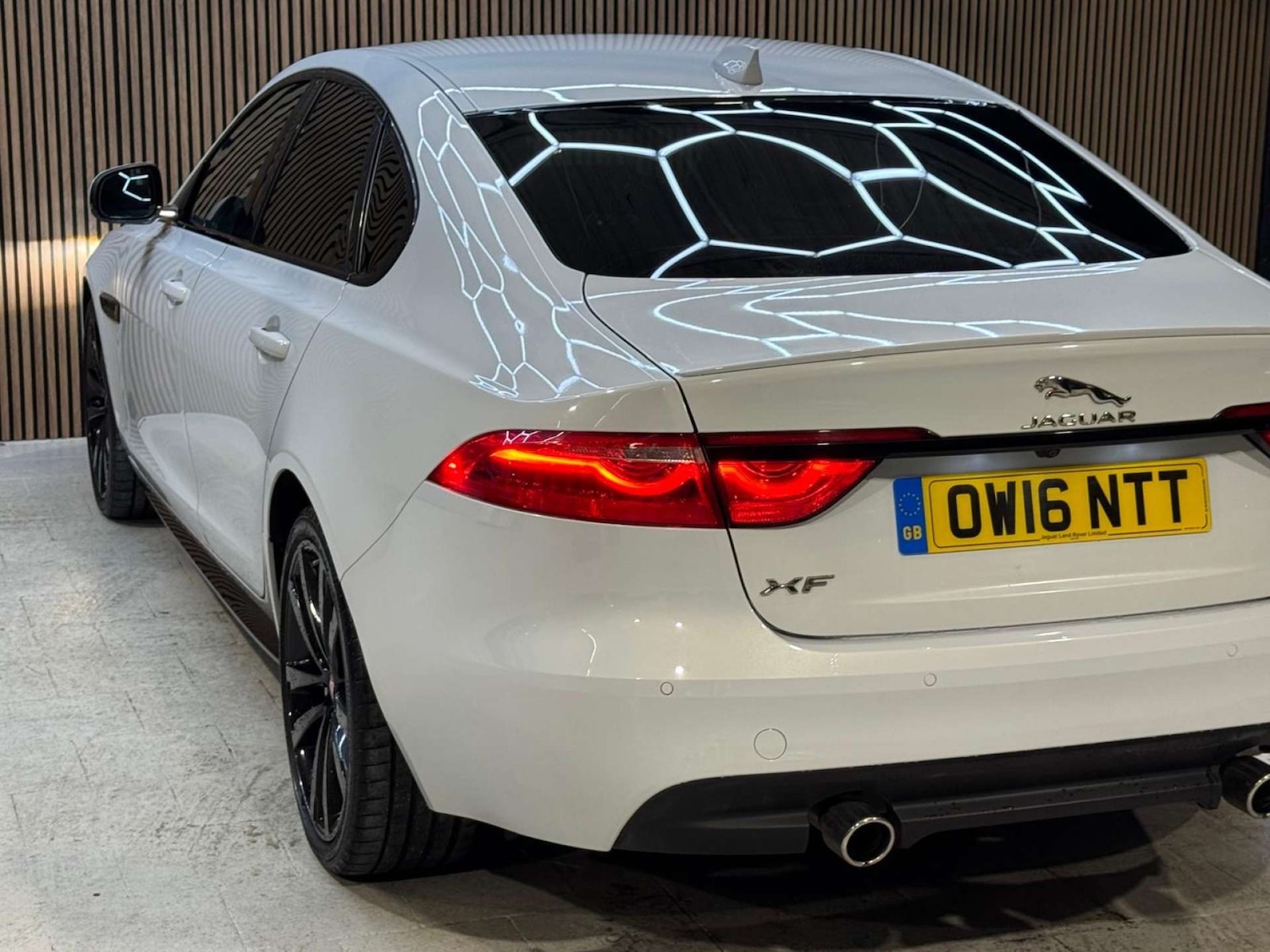 Used Jaguar XF 2016 for sale - 77022592: Photo 22