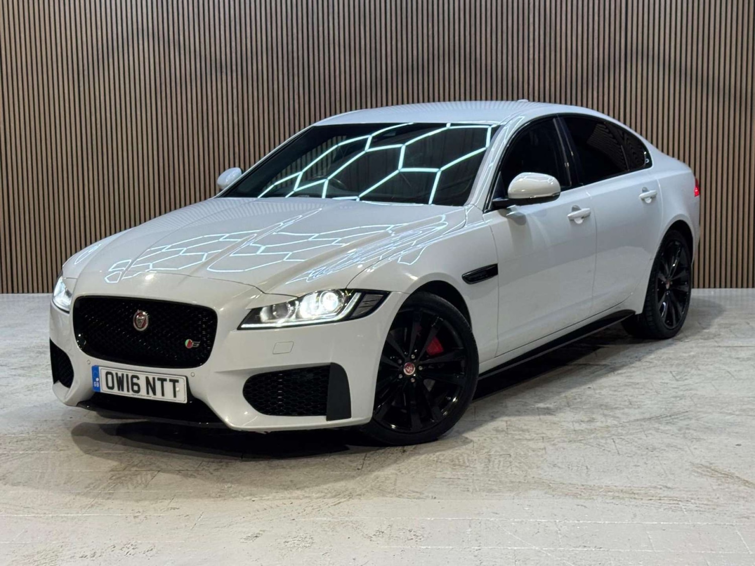 Used Jaguar XF 2016 for sale - 77022592: Photo 34