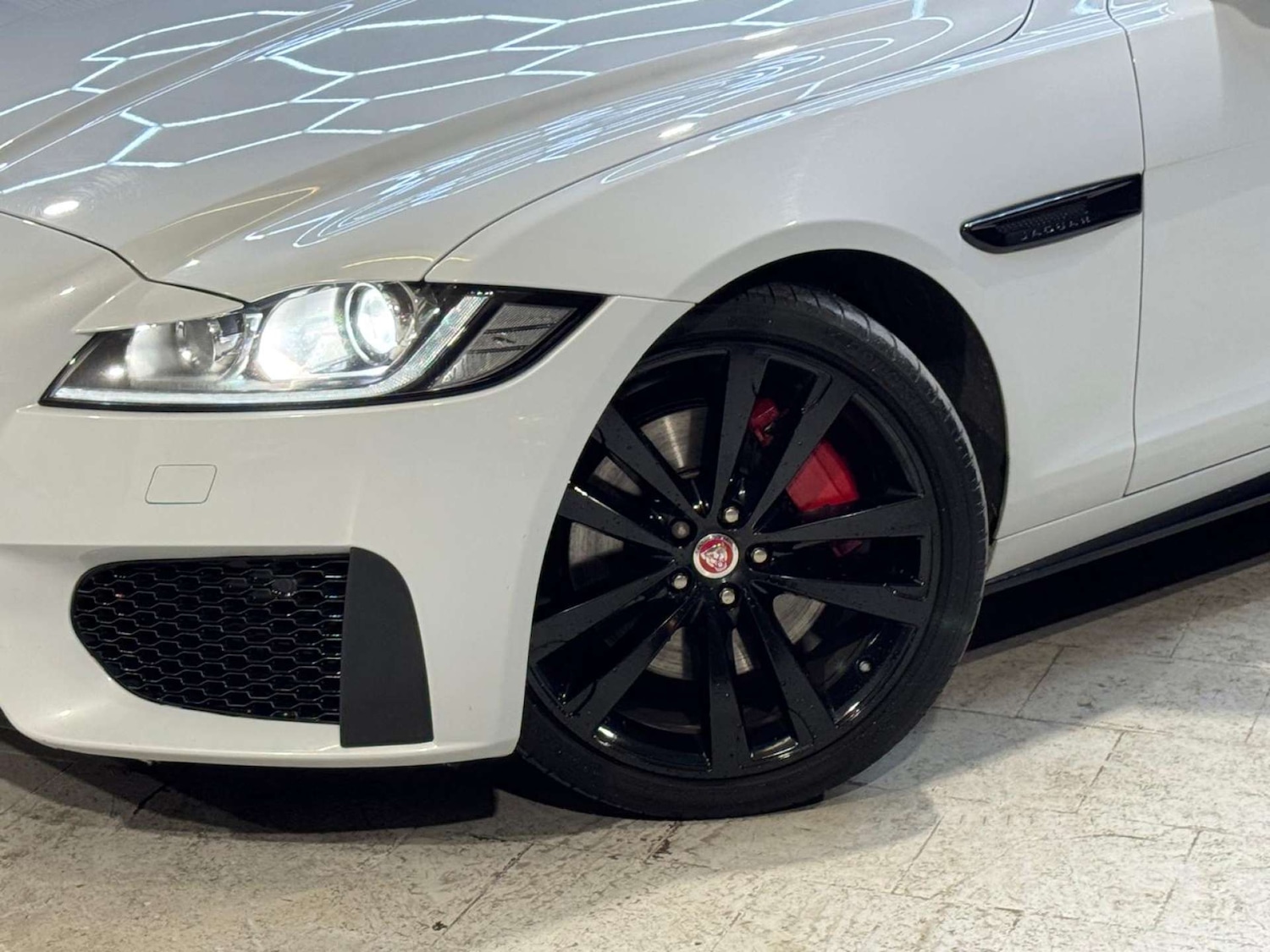 Used Jaguar XF 2016 for sale - 77022592: Photo 36