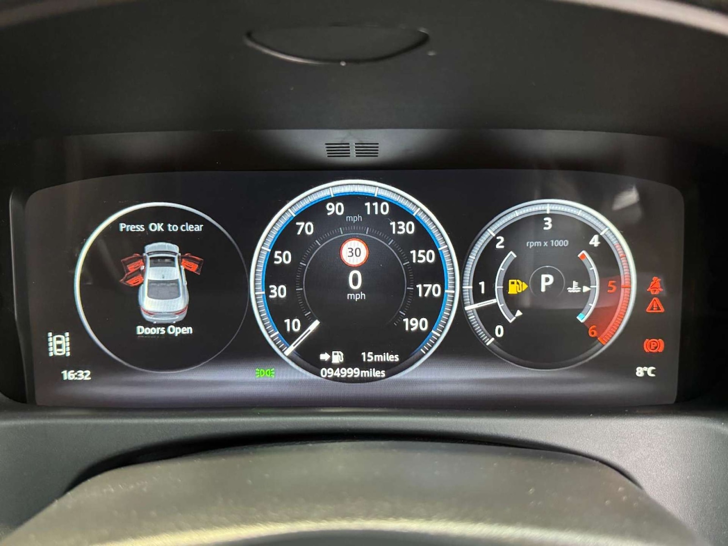 Used Jaguar XF 2016 for sale - 77022592: Photo 44