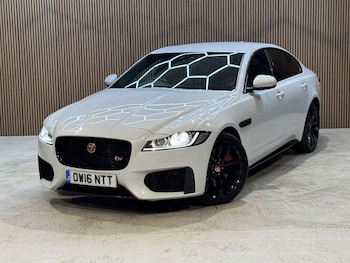 Used Jaguar XF 2016 for sale - 77022592: Photo