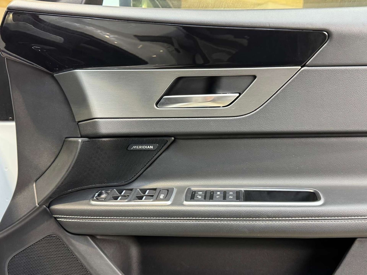 Used Jaguar XF 2016 for sale - 77022592: Photo 53