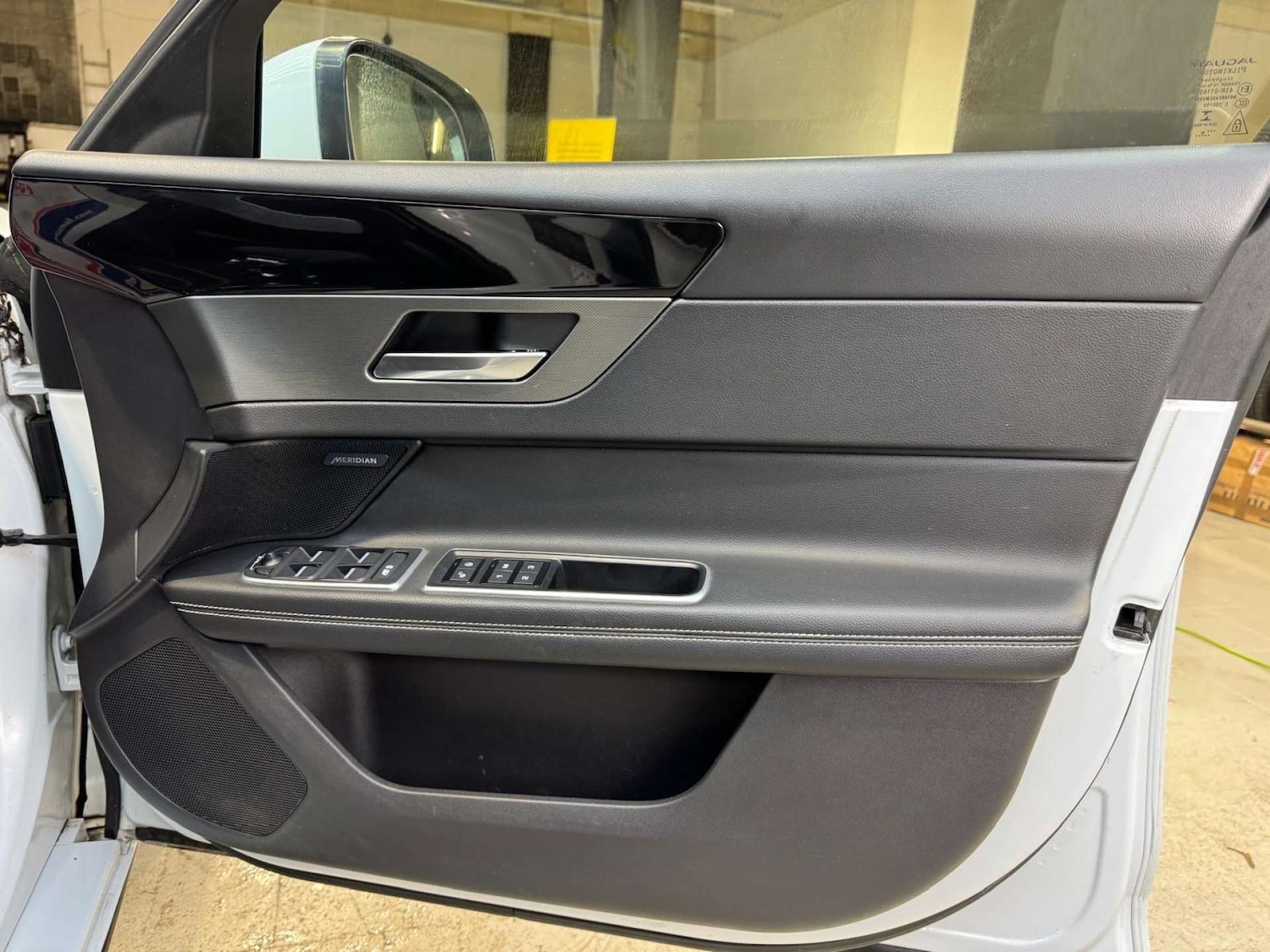 Used Jaguar XF 2016 for sale - 77022592: Photo 54