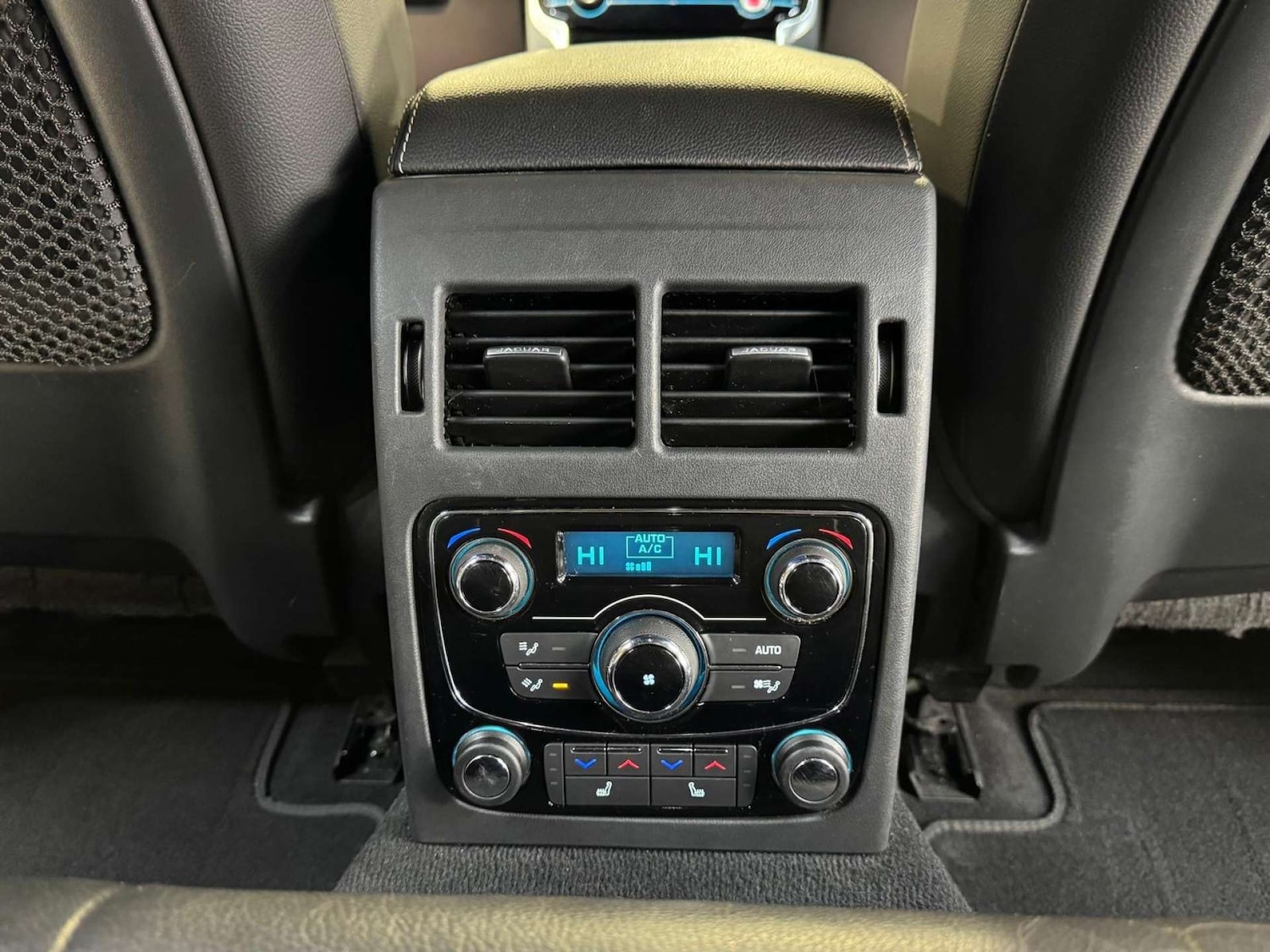 Used Jaguar XF 2016 for sale - 77022592: Photo 59