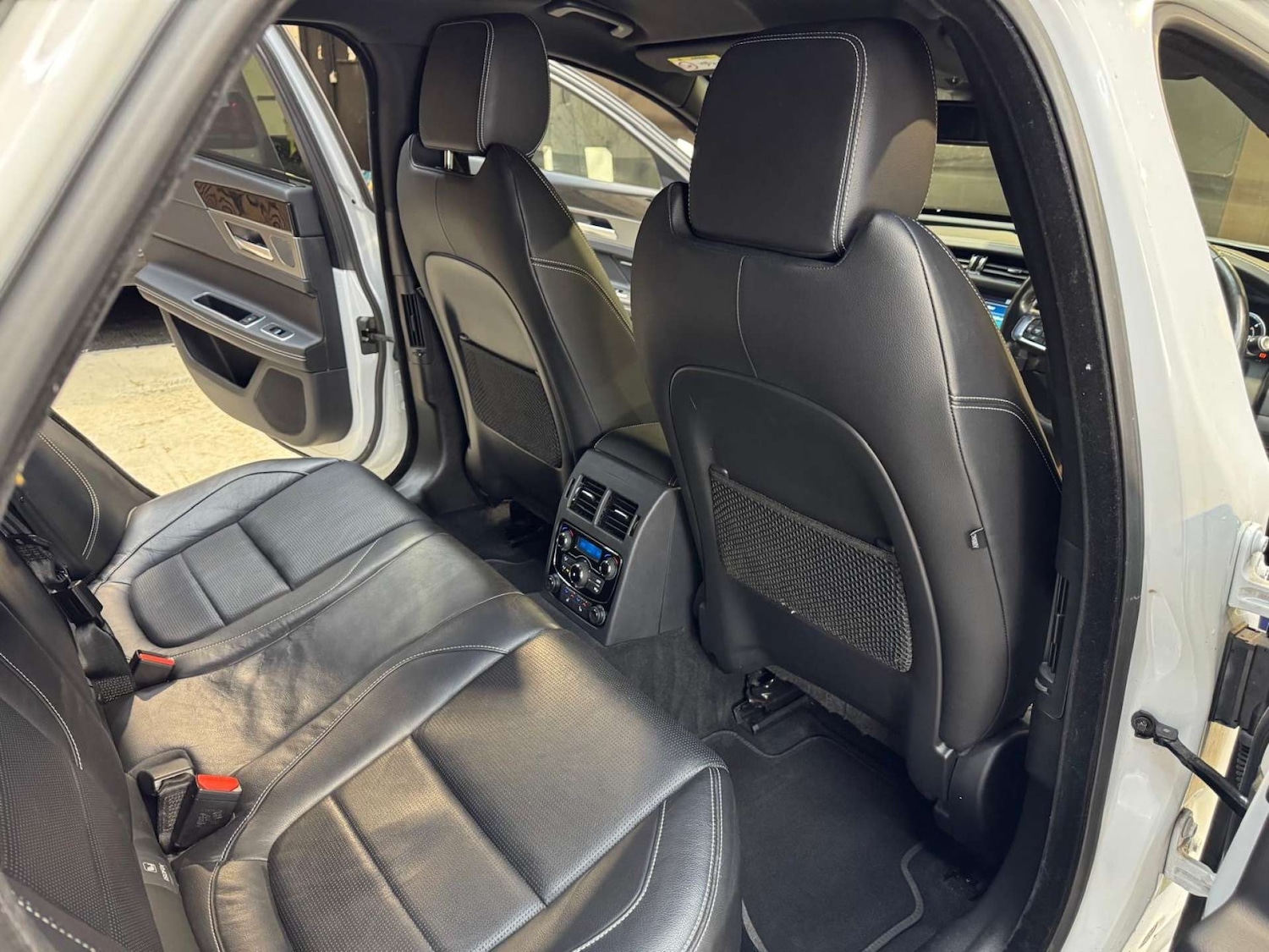 Used Jaguar XF 2016 for sale - 77022592: Photo 6