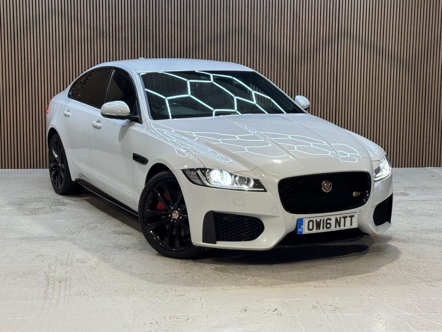 Used Jaguar XF 2016 for sale - 77022592: Photo 7