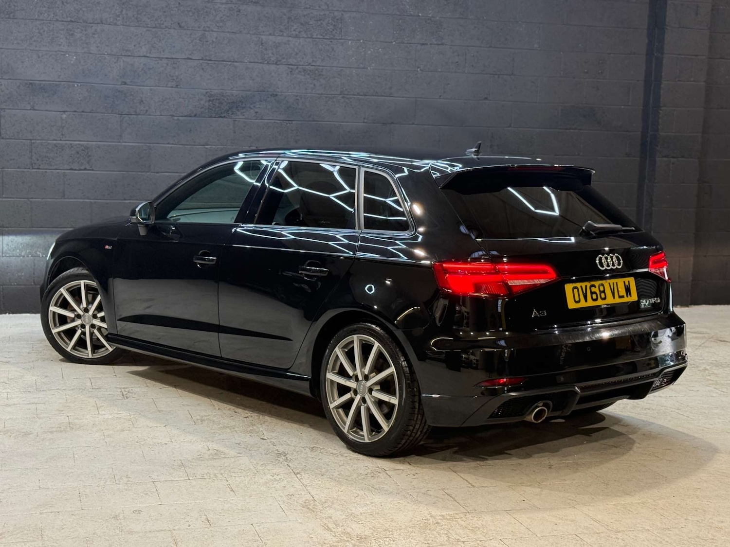 Used Audi A3 2018 for sale - 76277568: Photo 25