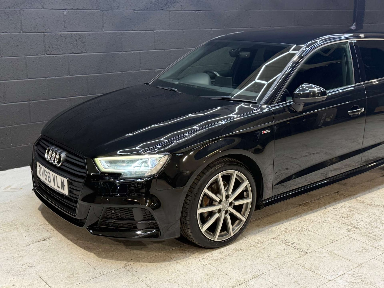 Used Audi A3 2018 for sale - 76277568: Photo 28