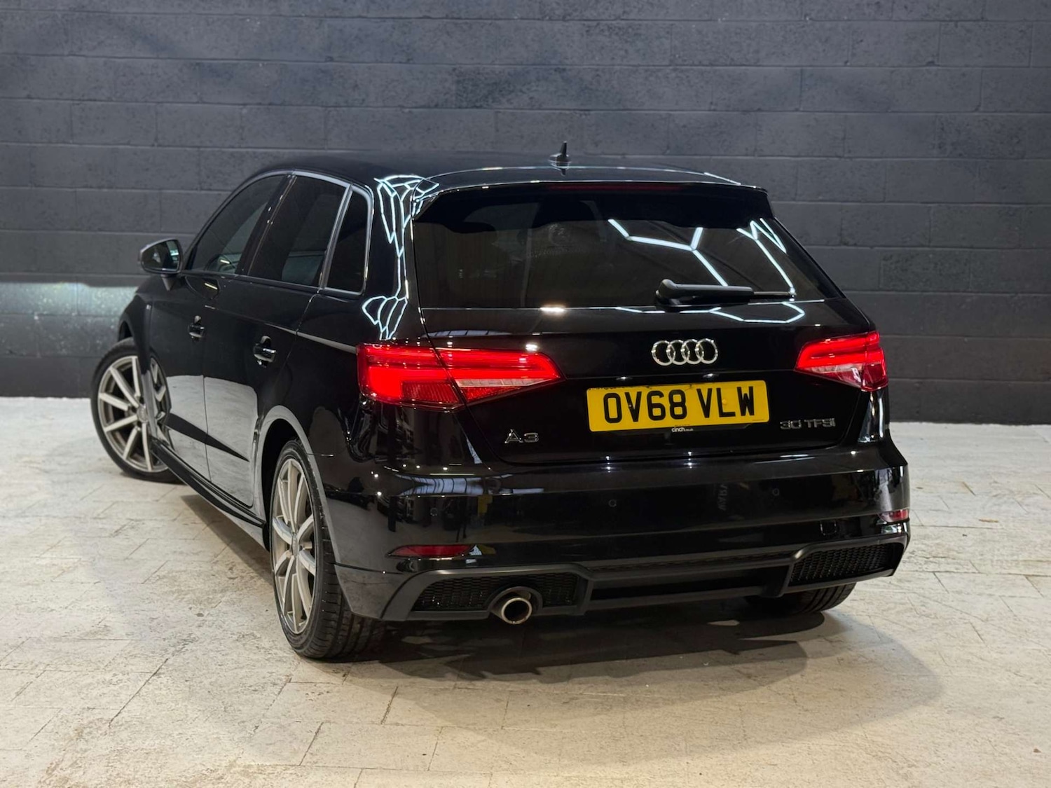 Used Audi A3 2018 for sale - 76277568: Photo 5