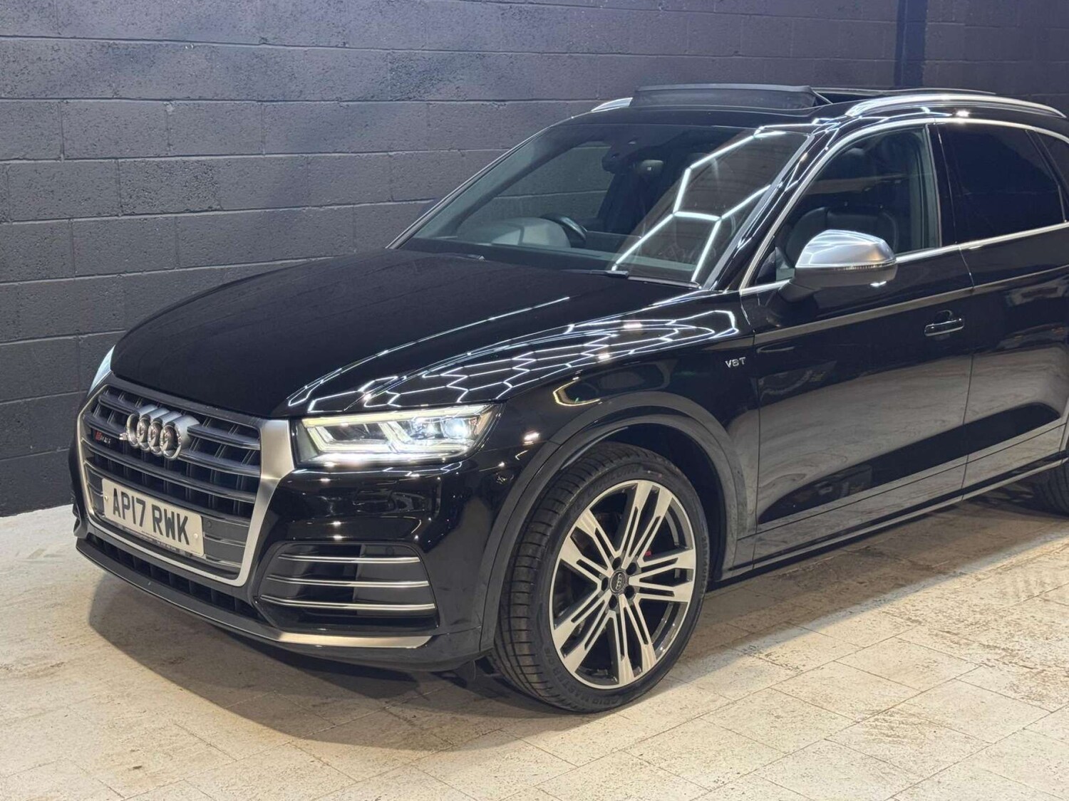 Used Audi Q5 2017 for sale - 76602169: Photo 35