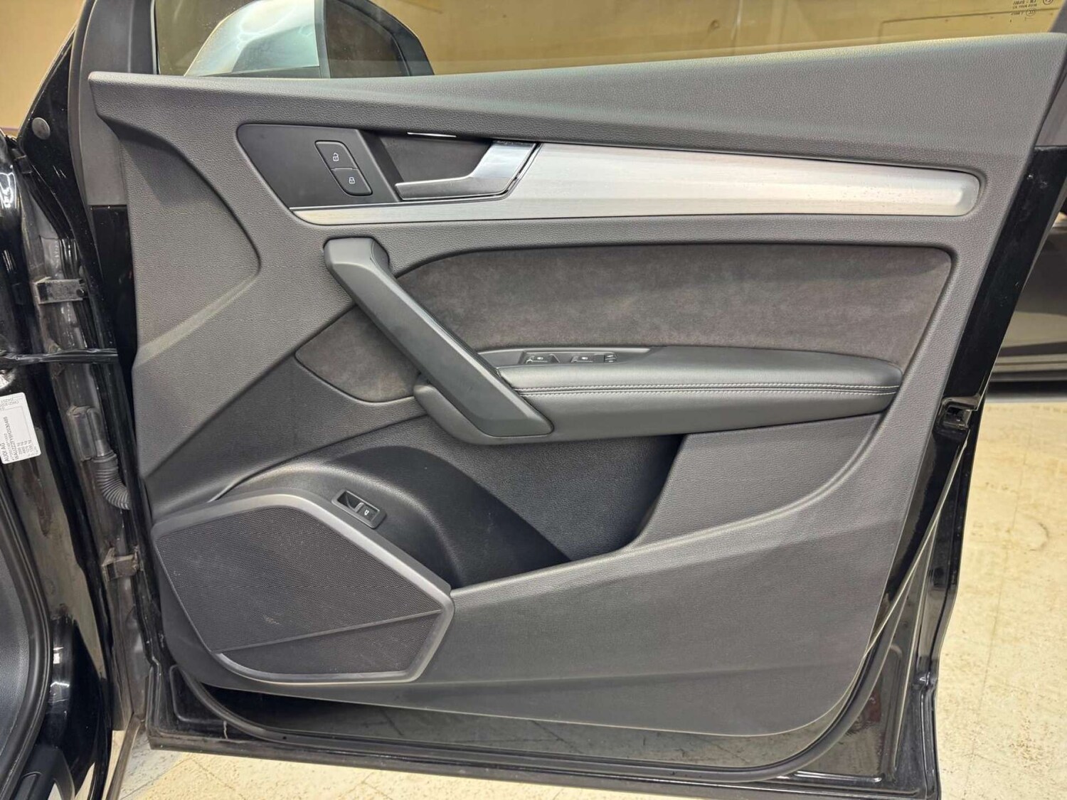 Used Audi Q5 2017 for sale - 76602169: Photo 58