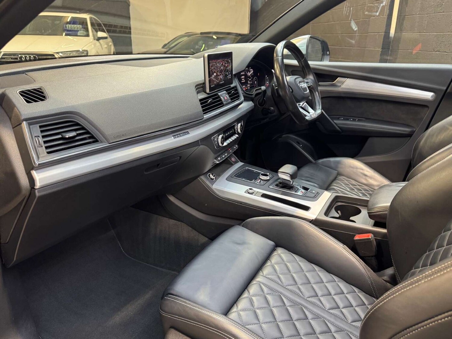 Used Audi Q5 2017 for sale - 76602169: Photo 70