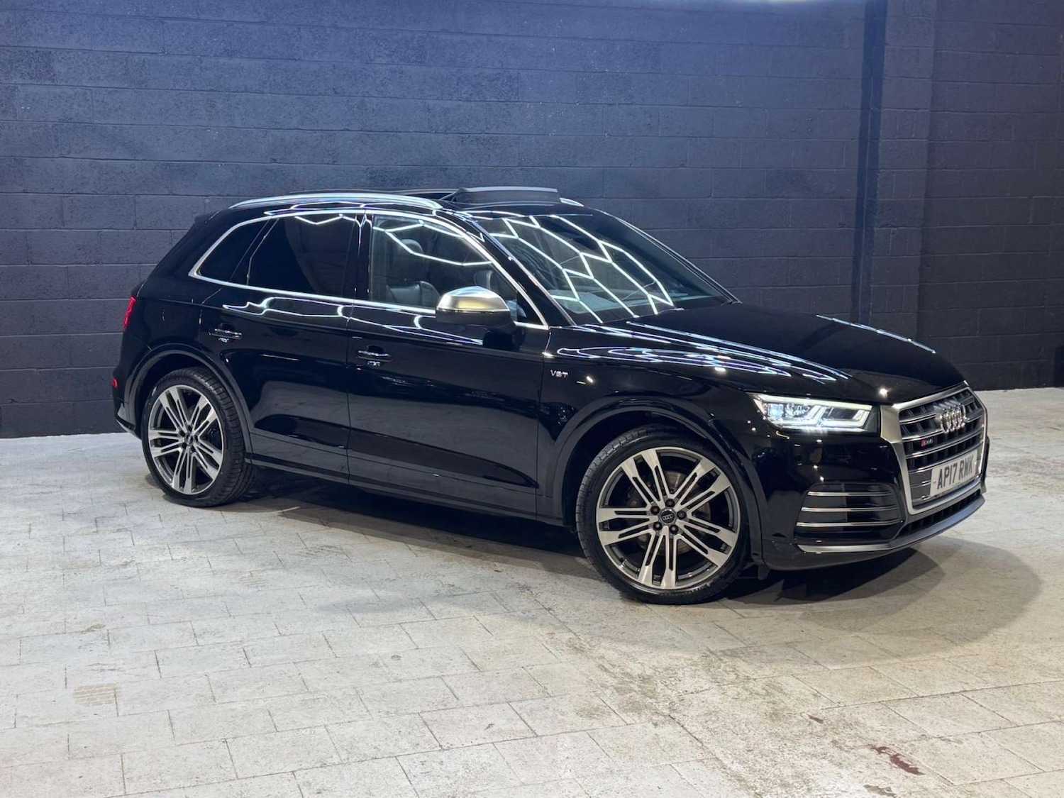 Used Audi Q5 2017 for sale - 76602169: Photo 8