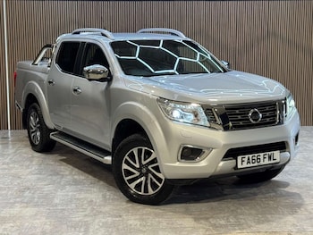 Used Nissan Navara 2017 for sale - 78827842: Photo