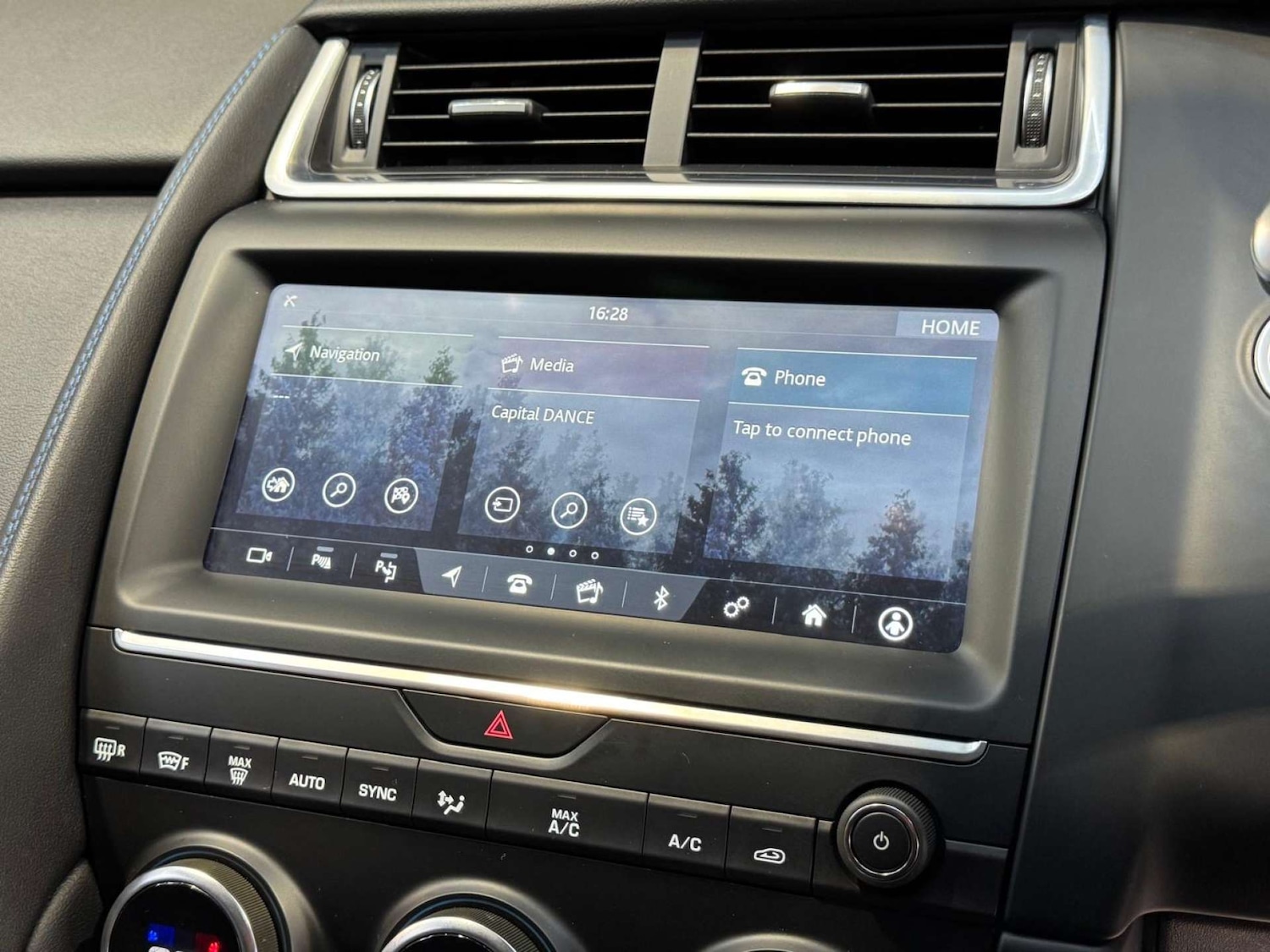 Used Jaguar E-Pace 2020 for sale - 77606747: Photo 33