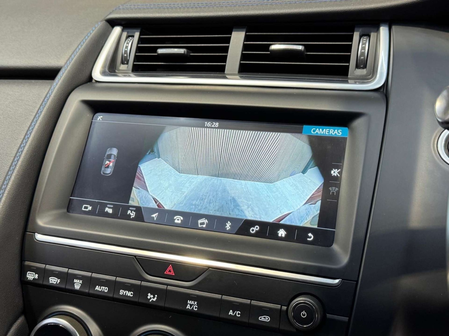 Used Jaguar E-Pace 2020 for sale - 77606747: Photo 35