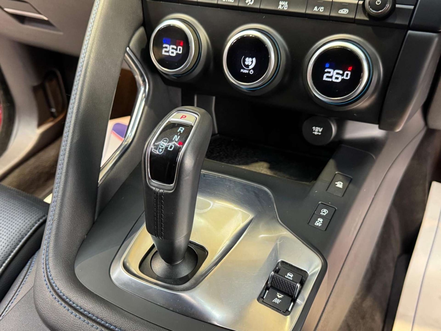 Used Jaguar E-Pace 2020 for sale - 77606747: Photo 41