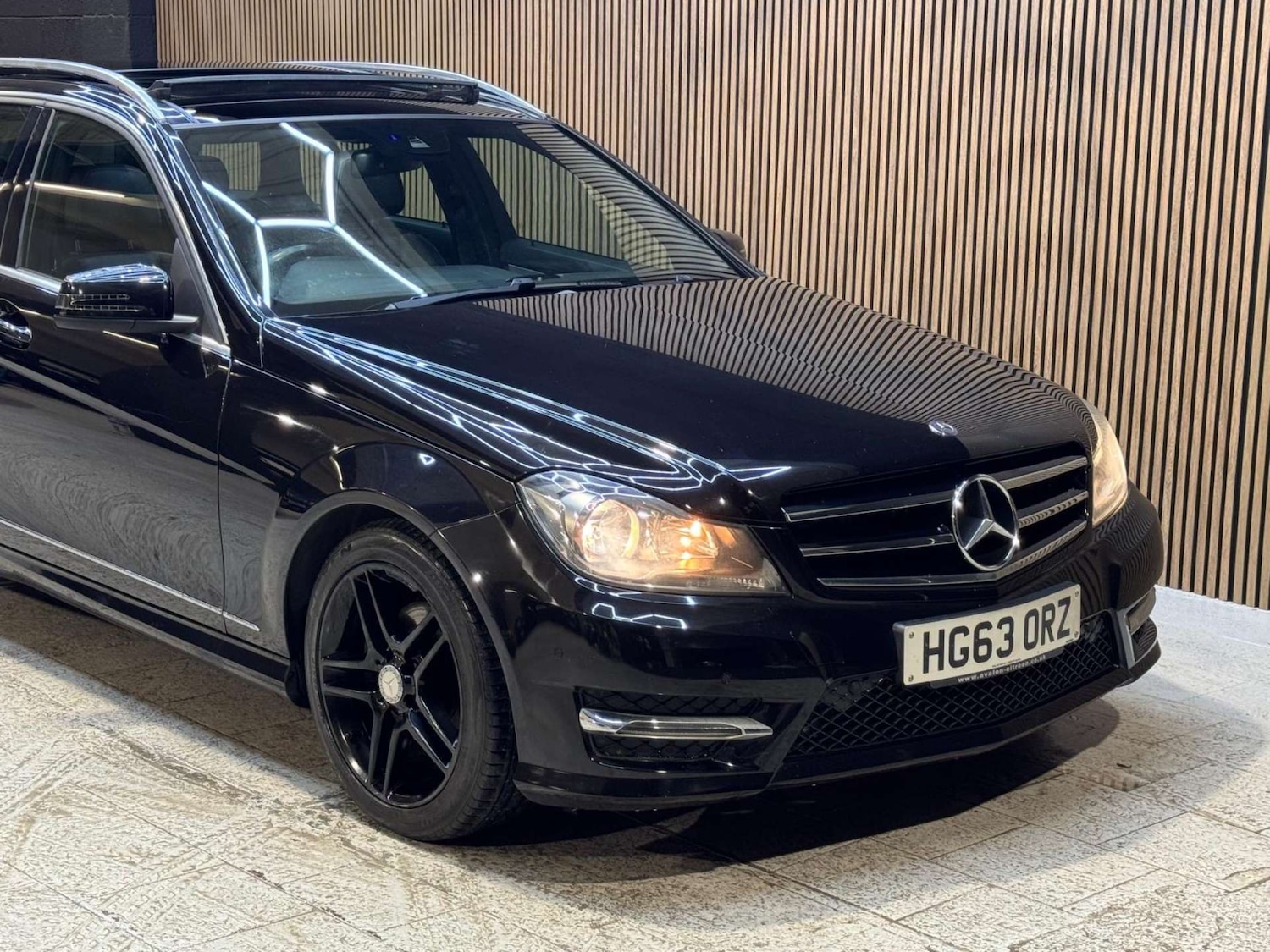 Used Mercedes-Benz C Class 2014 for sale - 77310987: Photo 16