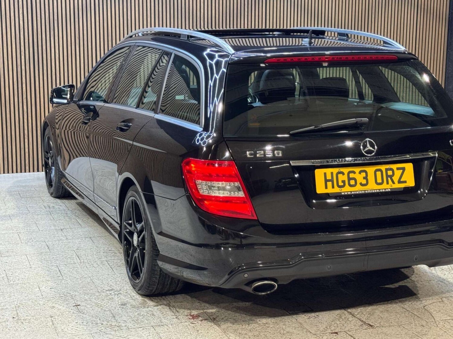 Used Mercedes-Benz C Class 2014 for sale - 77310987: Photo 21