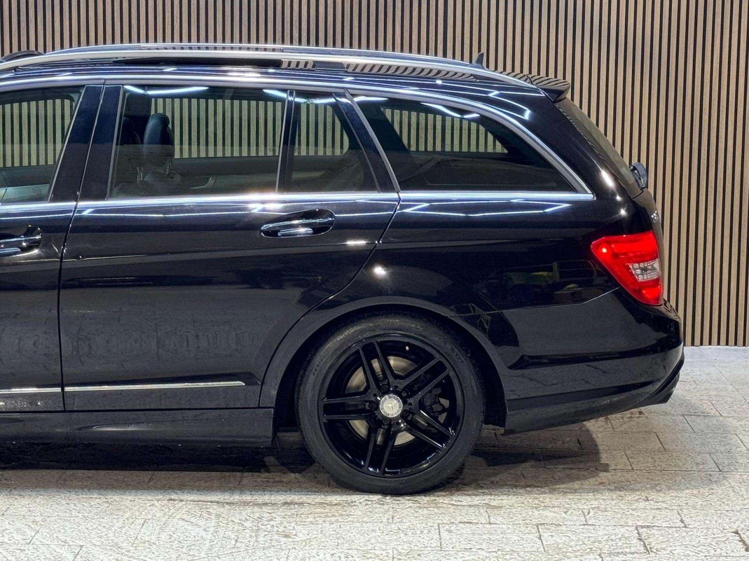 Used Mercedes-Benz C Class 2014 for sale - 77310987: Photo 26