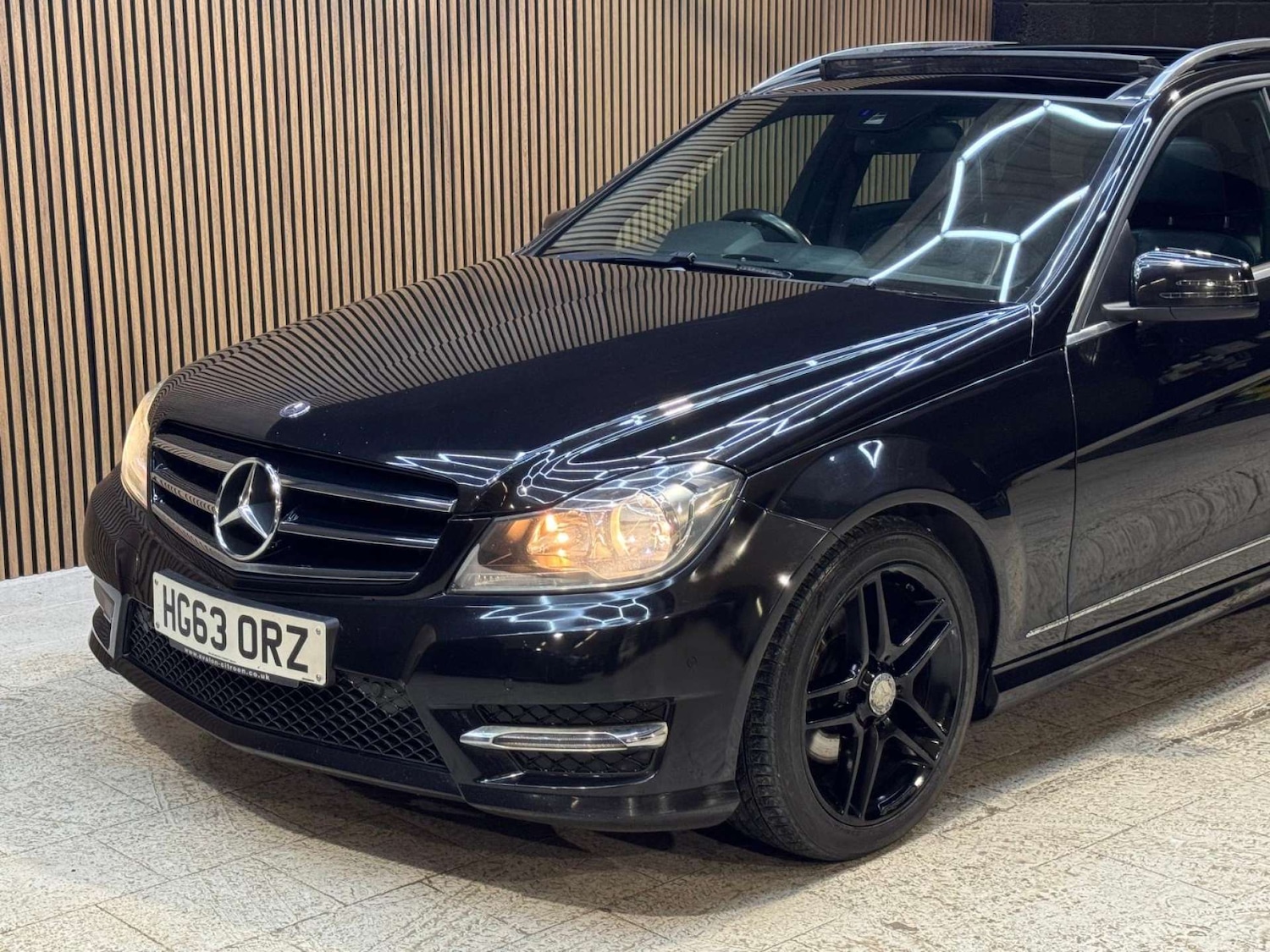 Used Mercedes-Benz C Class 2014 for sale - 77310987: Photo 29