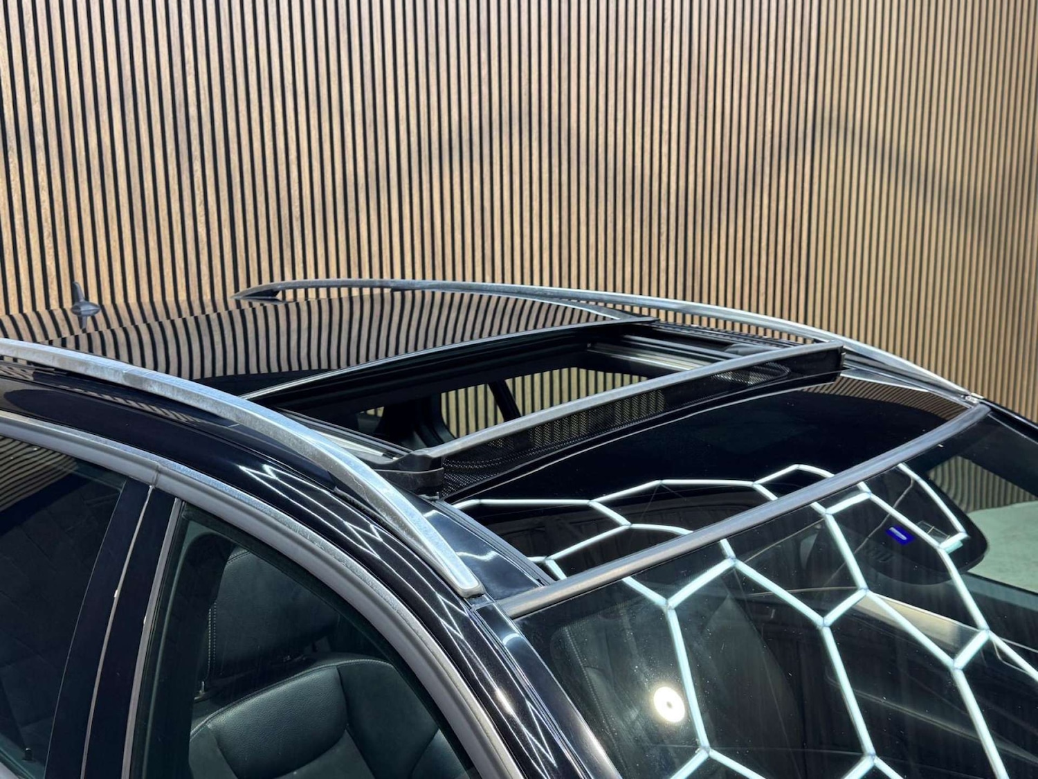 Used Mercedes-Benz C Class 2014 for sale - 77310987: Photo 37