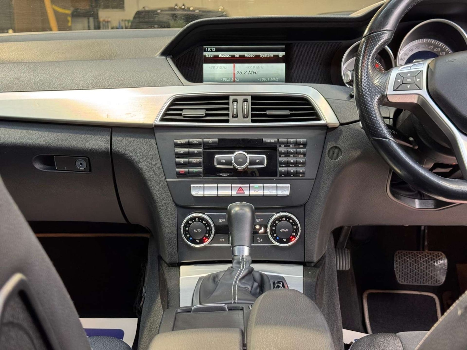 Used Mercedes-Benz C Class 2014 for sale - 77310987: Photo 48