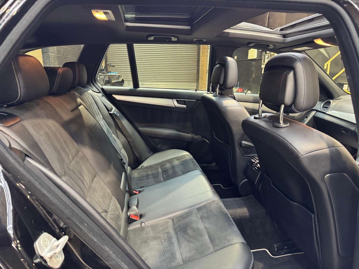 Used Mercedes-Benz C Class 2014 for sale - 77310987: Photo 65